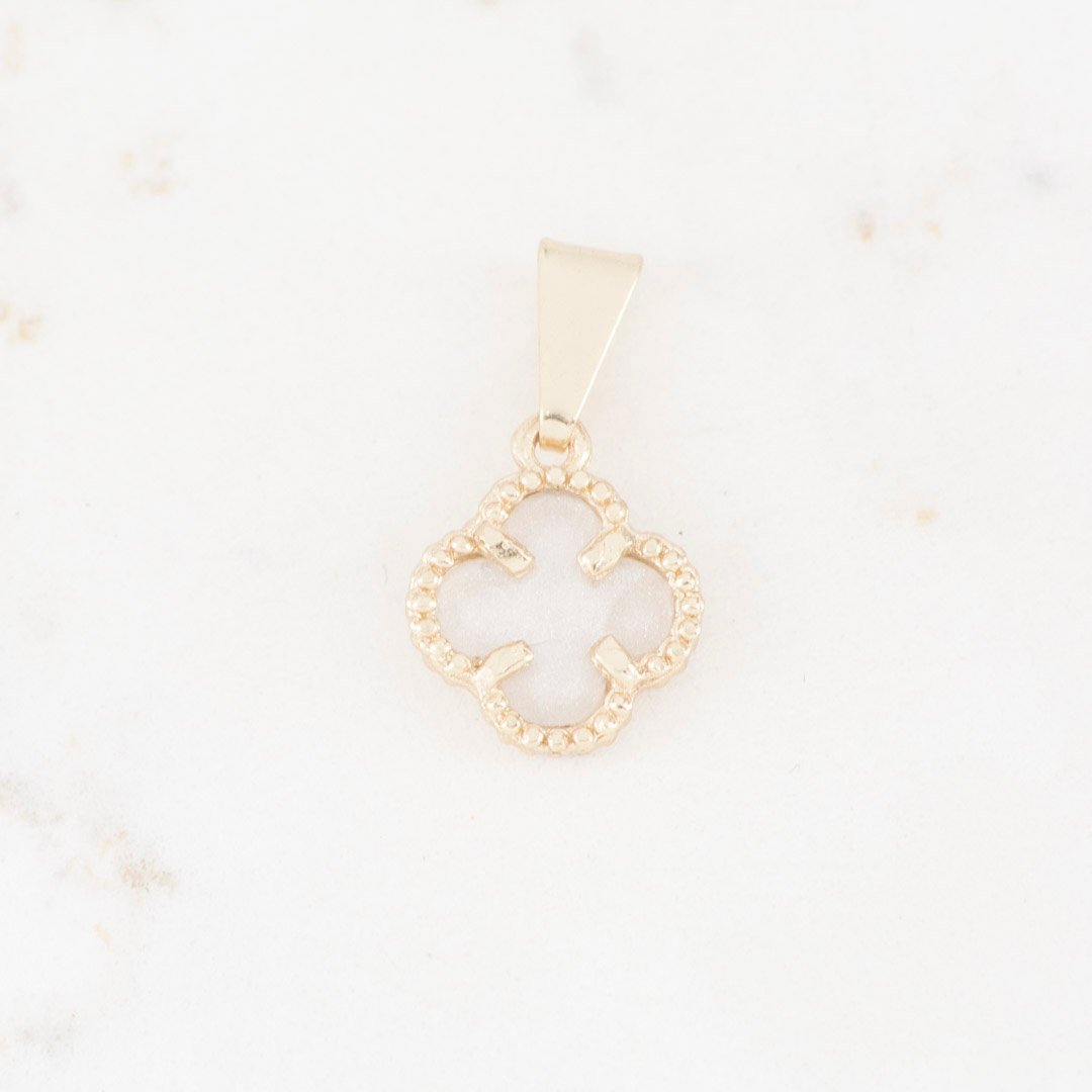 DIJE VAN CLEEF PERLADO PEQUEÑO