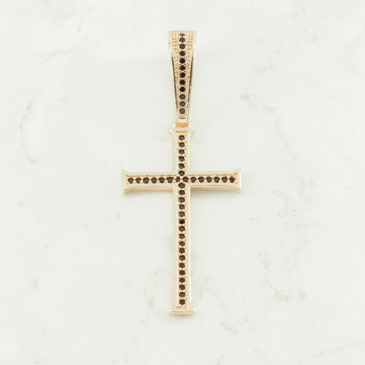 DIJE CRUZ TALLADA CIRCONES NEGROS