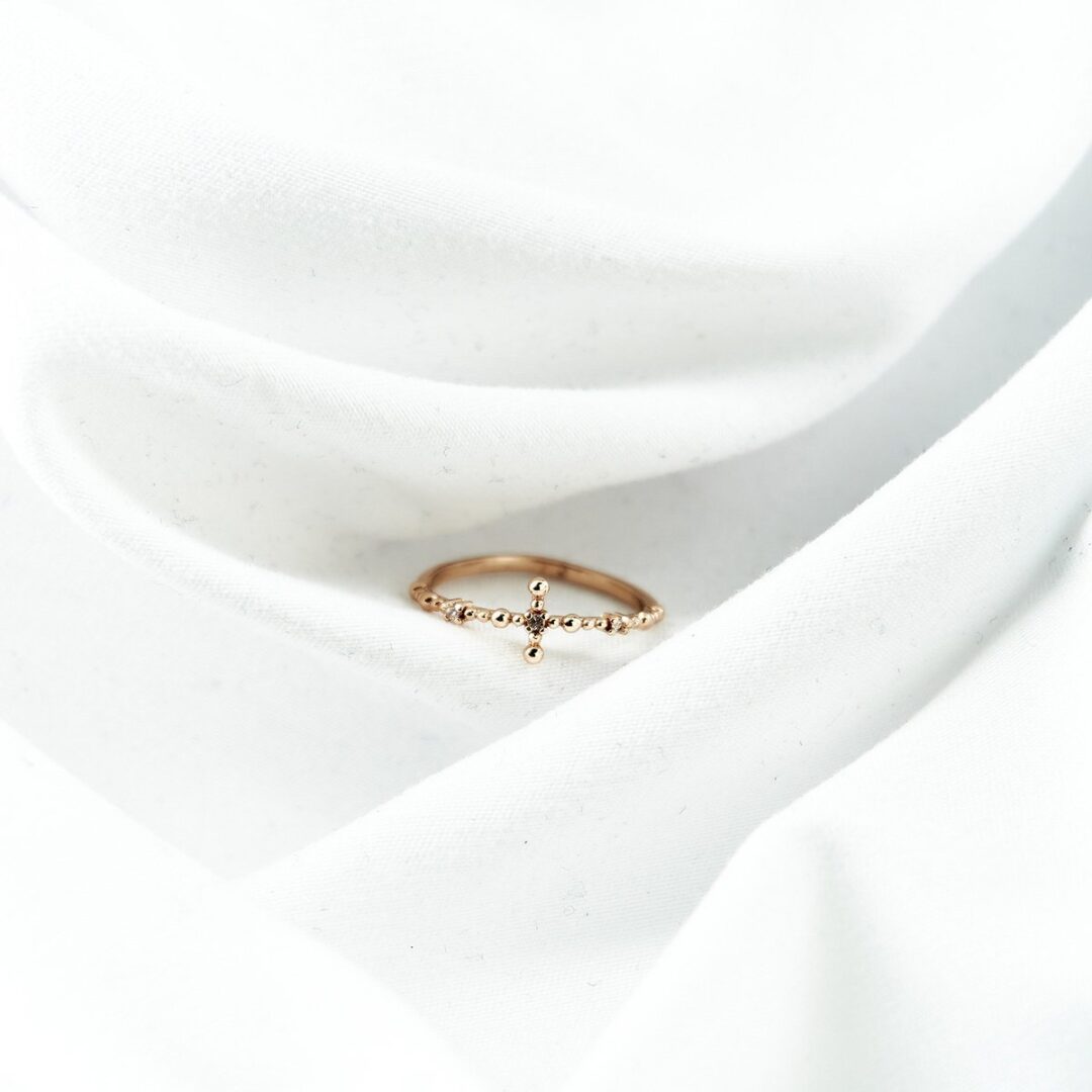 ANILLO CRUZ MINI BOLITAS