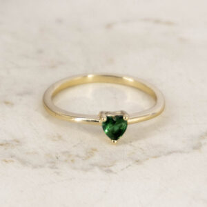 ANILLO CORAZON ESMERALDA