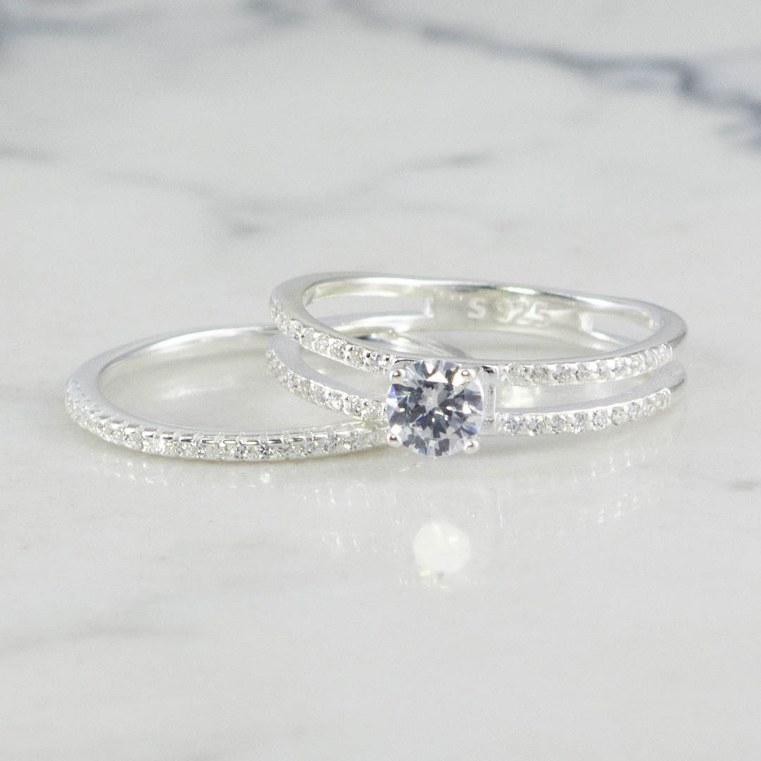 DUO DE ANILLOS SOLITARIO 2 BANDAS Y CIRCONES