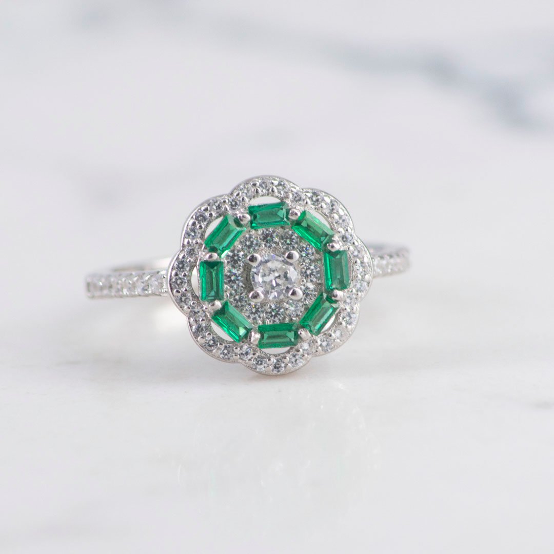 ANILLO FLOR CIRCONES Y ESMERALDA